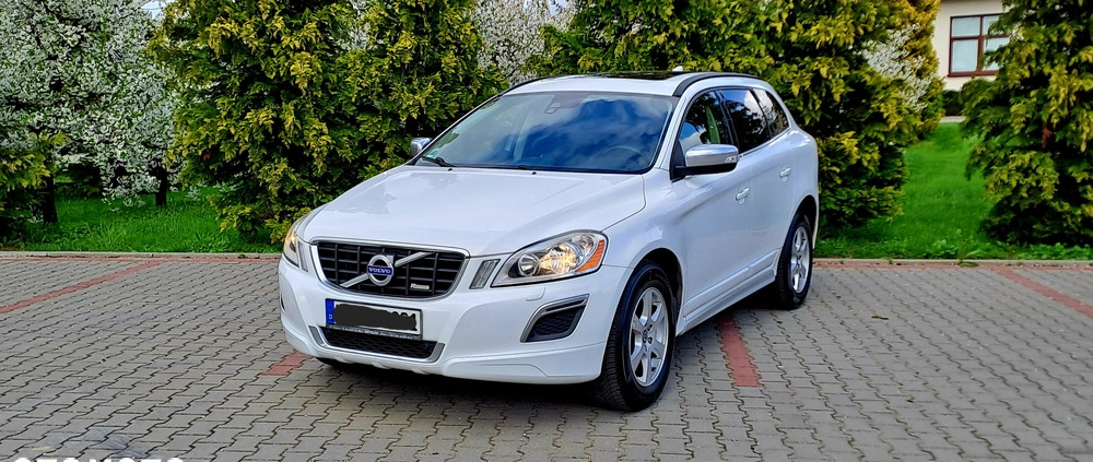 Volvo XC 60 cena 52900 przebieg: 207000, rok produkcji 2010 z Krosno małe 254